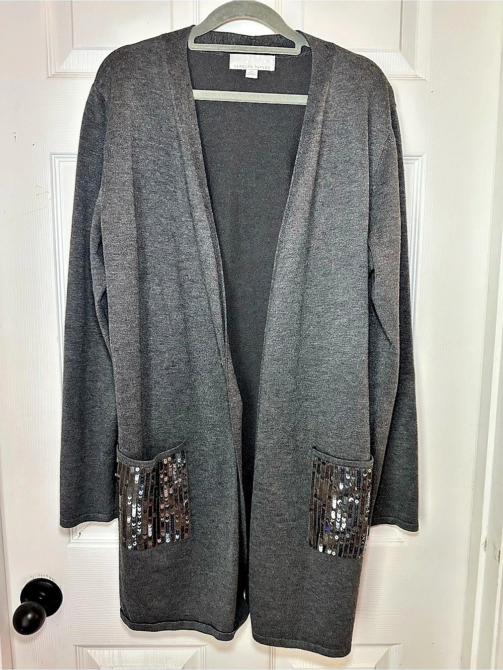 Carolyn Taylor Women's Sequin Pocket Cardigan Gray Like New